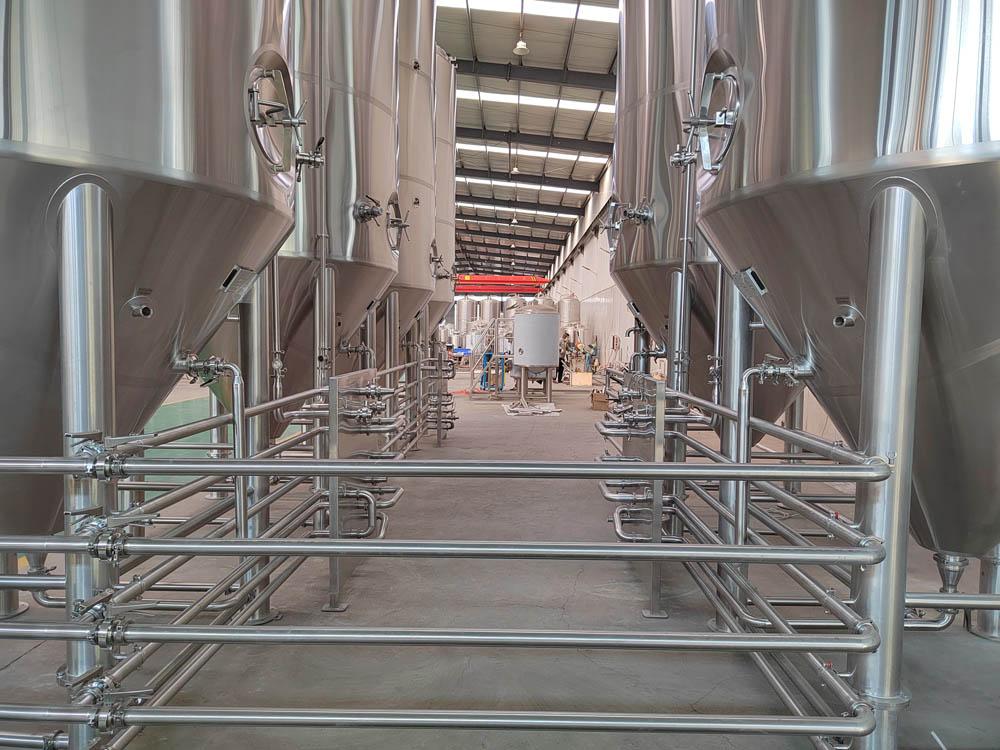 20000L Jacketed conical fermenter